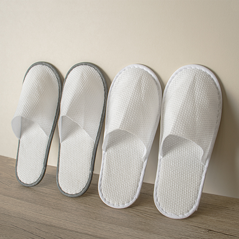 厚手の滑り止め付き使い捨てスリッパ